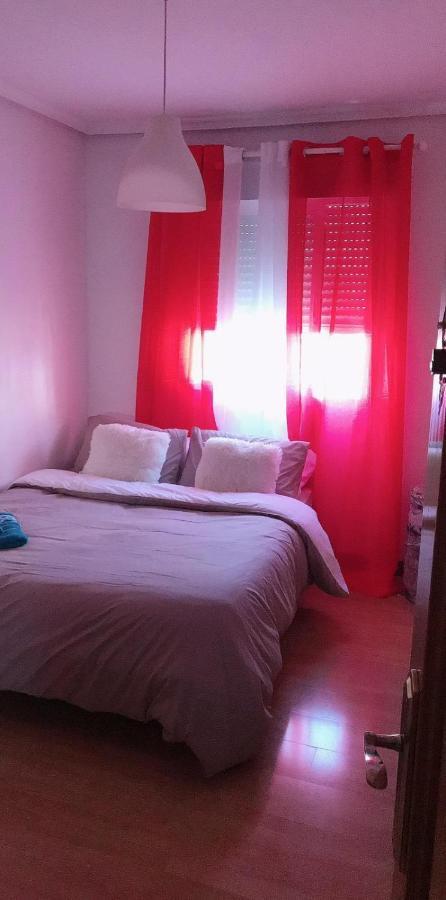Apartamento De 3 Dormitorios Por Entrevias 马德里 外观 照片